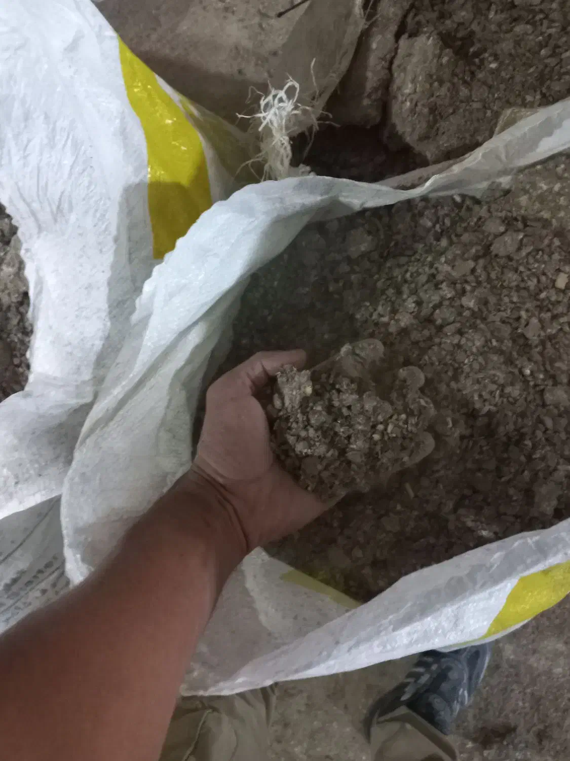 کود مرغ خشک درجه۱|خدمات باغبانی و درختکاری|جلین, |دیوار