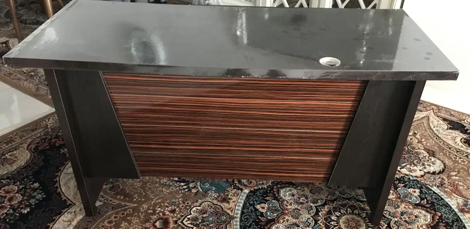 میز مدیریتی و کامپیوتر|میز تحریر و کامپیوتر|گرمدره, |دیوار