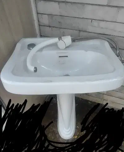 دستشور سالم و تمیز بهمراه شیر سفید کامل آماده نصب|لوازم سرویس بهداشتی|مشهد, دریادل|دیوار