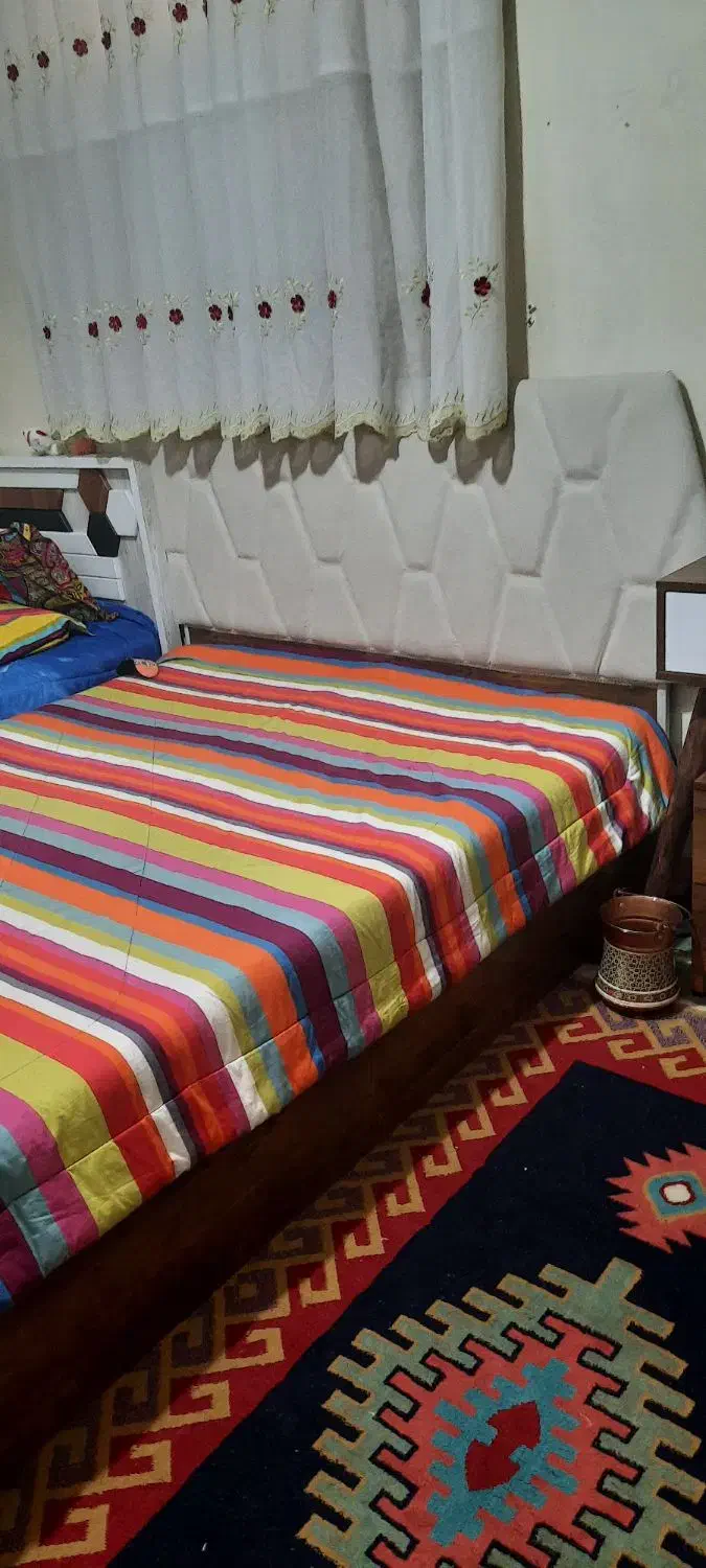 سرویس خواب کامل دونفره|تخت و سرویس خواب|شاهین‌شهر, شهرک هشت بهشت|دیوار