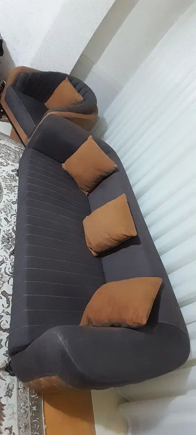 مبل ۷ نفره تمیز و نو|مبلمان خانگی و میز عسلی|قرچک, شهرک مهستان|دیوار