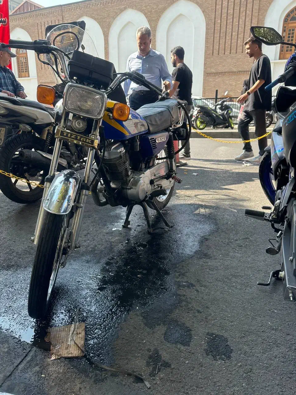 هوندا125|موتورسیکلت|تهران, لاله زار|دیوار