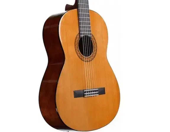 گیتار یاماها c40|گیتار، بیس، امپلیفایر|همدان, |دیوار