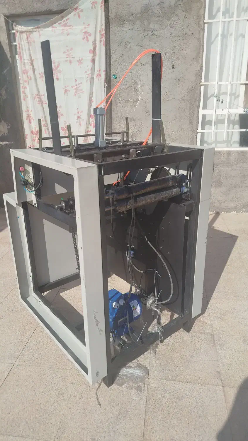 دستگاه سه کاره رول تولید پلاستیک فریزر زباله سفره|ماشینآلات صنعتی|یزد, |دیوار