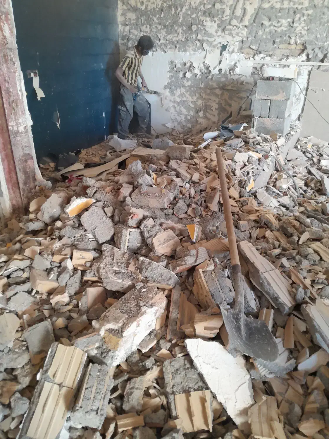 تخریب ساختمان|خدمات پیشه و مهارت|میناب, |دیوار