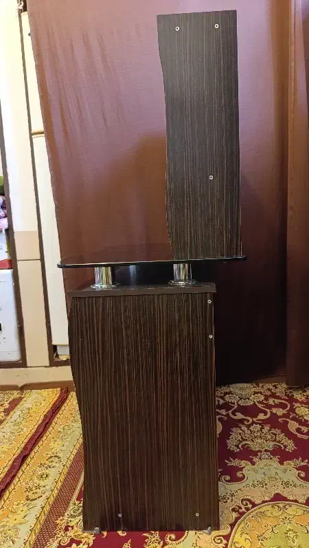 میز تحریر و میز کامپیوتر قیمت مناسب و تمیز|میز تحریر و کامپیوتر|مرودشت, مجد آباد|دیوار