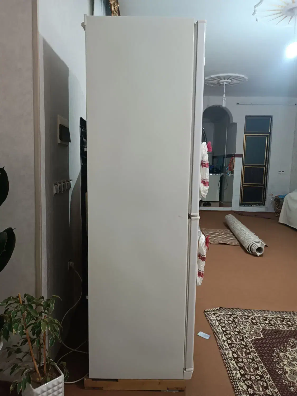 یخچال|یخچال و فریزر|نوشین شهر, |دیوار