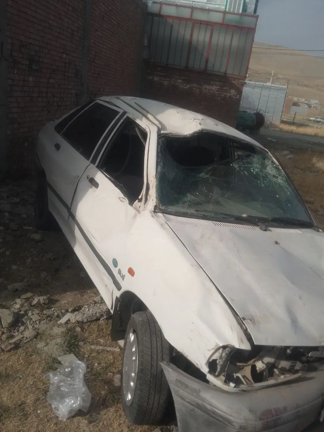 پراید تصادفی|خودرو سواری و وانت|پیرانشهر, |دیوار