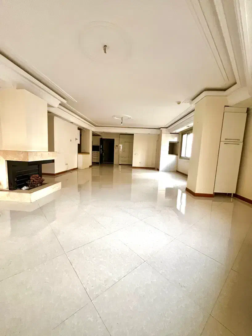 واحد 150متری لوکس/قیمت استثنایی/غرق نور