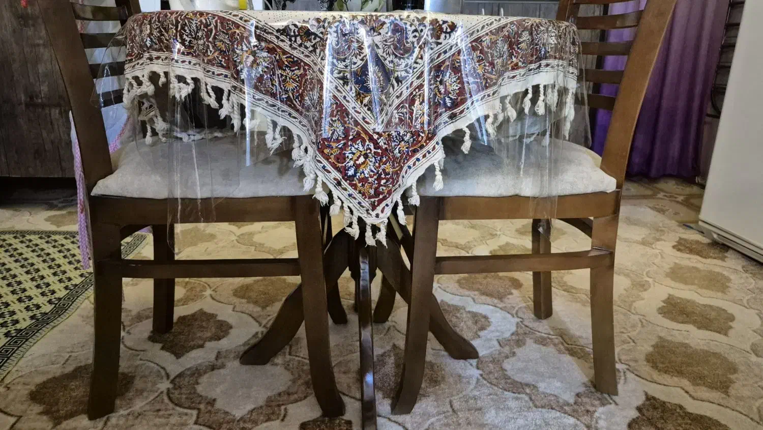 میز غذا دونفره|میز و صندلی غذاخوری|ساوه, |دیوار