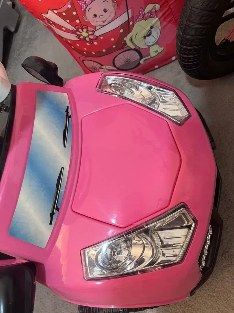 ماشین شارژی و ماشین دستی|اسباب‌بازی بچه|اصفهان, بهارستان|دیوار