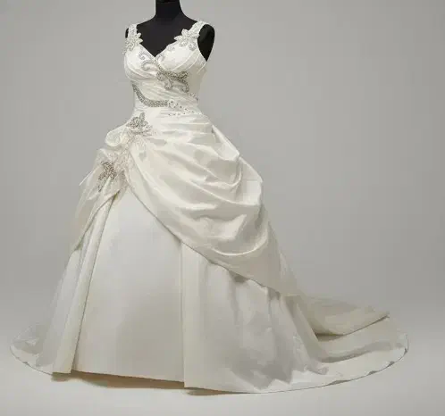 لباس عروس سایز ۳۸تا۴۲|لباس|تهران, منیریه|دیوار