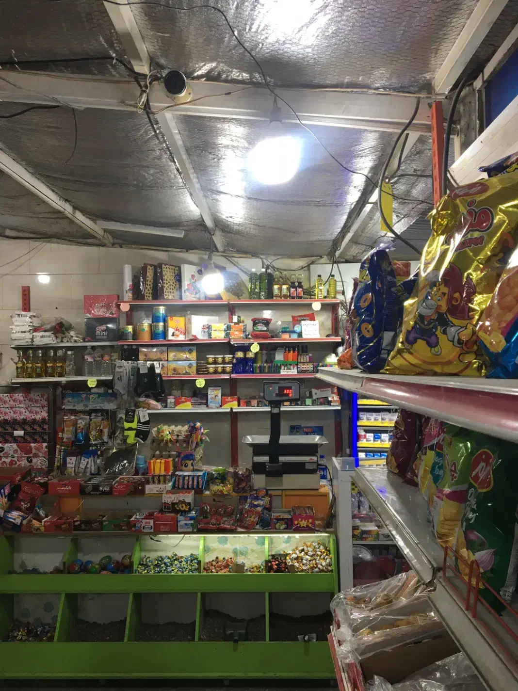 واگذاری سوپر مارکت و میوه|اجارهٔ مغازه و غرفه|قم, پردیسان|دیوار