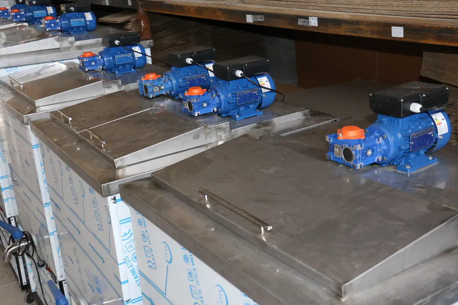 شیرسردکن خنک کننده لبنی یخچال 300 سردکن شیر سرد کن|فروشگاه و مغازه|گرگان, |دیوار