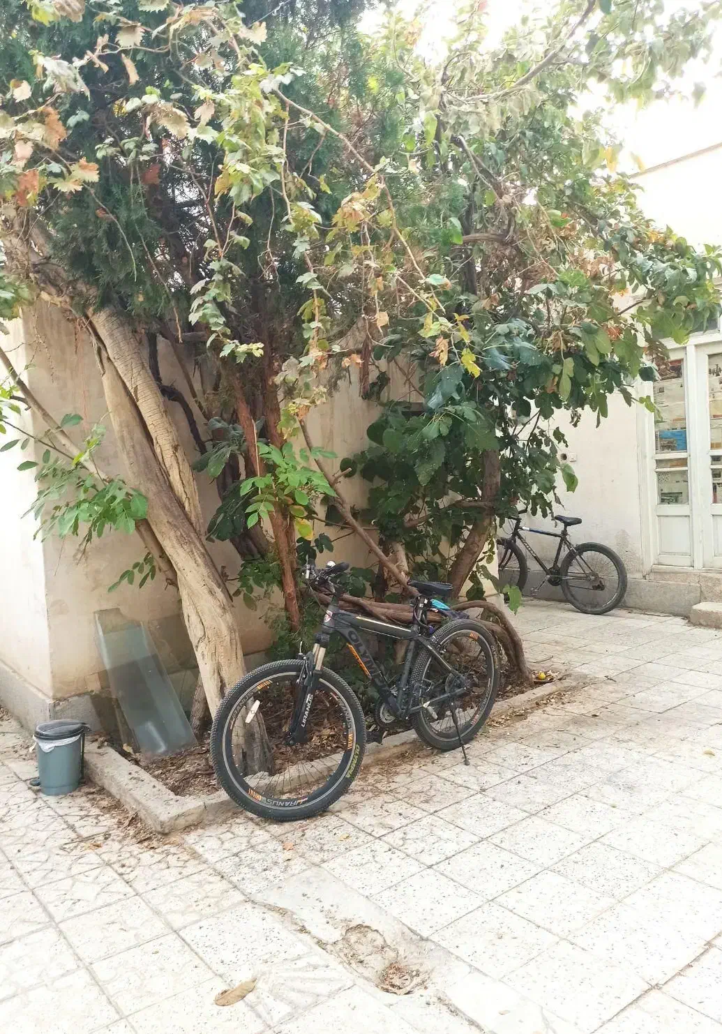 اتاق اختصاصی آقایان در بزرگمهر(خوابگاه نیست)kooja|اجارهٔ خانه و ویلا|اصفهان, گلزار|دیوار