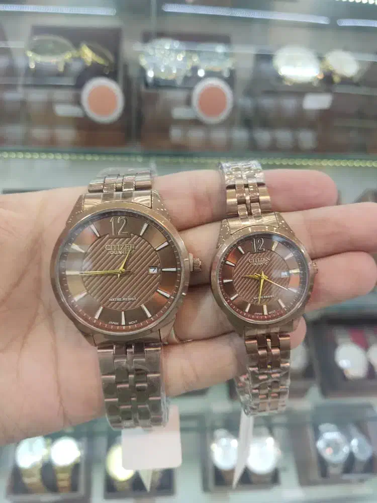 ساعت ست|ساعت|قم, گلزار|دیوار