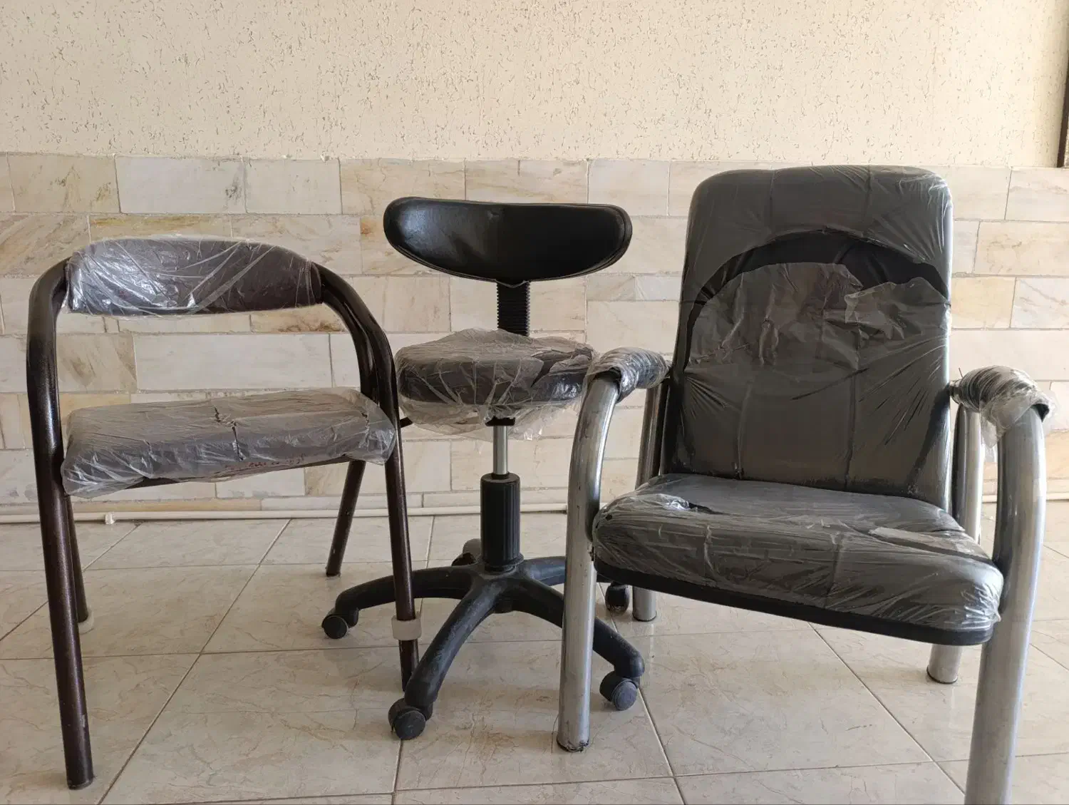 صندلی|صندلی و نیمکت|سیرجان, |دیوار