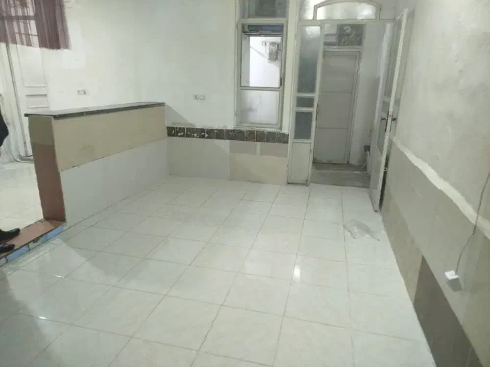 منزل دوخوابه در بلوار حسین الهاشمی کمپ شهید صدوقی|اجارهٔ خانه و ویلا|شیراز, صنایع الکترونیک|دیوار