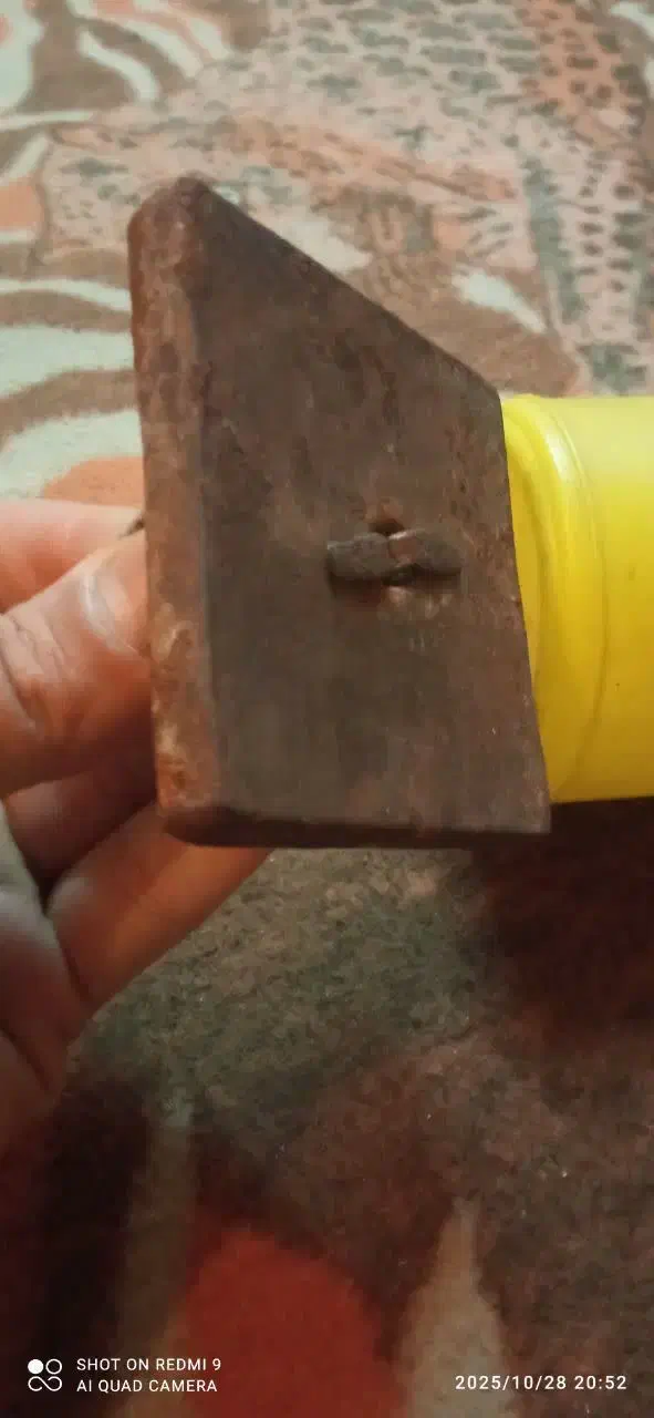 سنگ قاپان قدیمی|کلکسیون اشیاء عتیقه|همدان, |دیوار