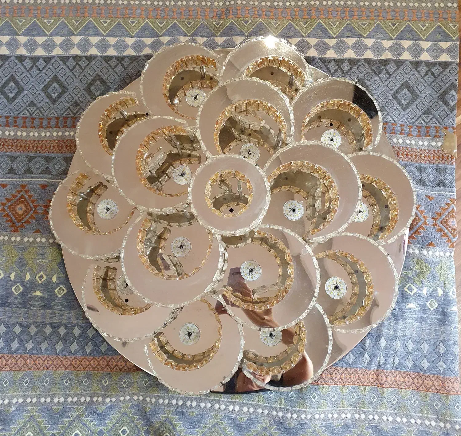 لوستر سقفی در تنوع سه رنگ|لوستر و چراغ آویز|تهران, جنت‌آباد مرکزی|دیوار