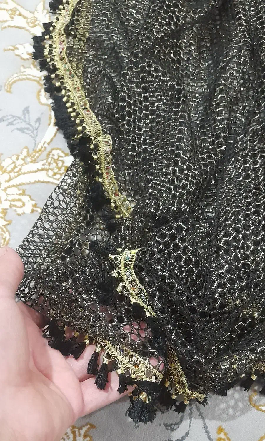 کلاه شنل|لباس|مریوان, |دیوار