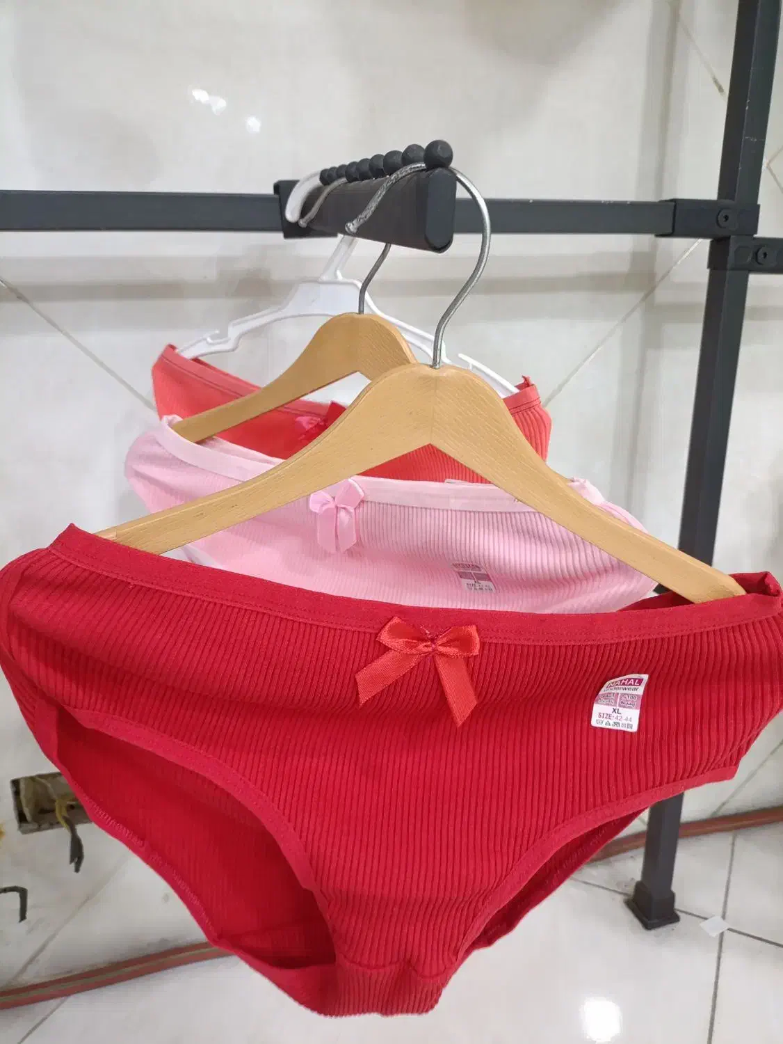 شورت زنانه|حراج|هشتگرد, مدرس|دیوار