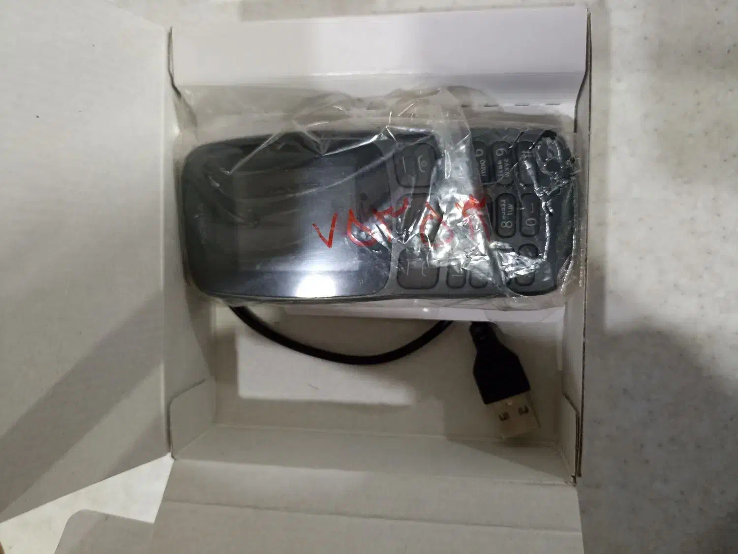 نوکیا ۱۰۶|موبایل|رباط‌کریم, رباط‌کریم|دیوار