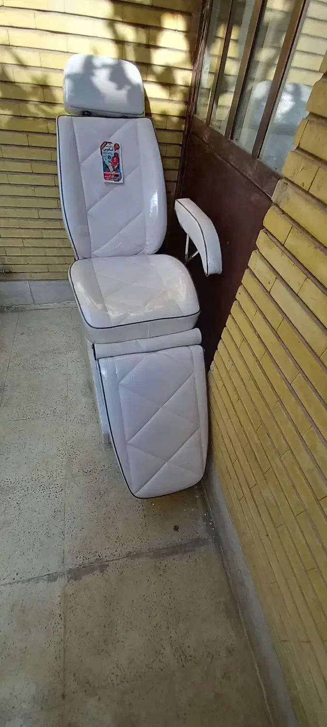 صندلی|آرایشگاه و سالن‌های زیبایی|کرج, برغان|دیوار