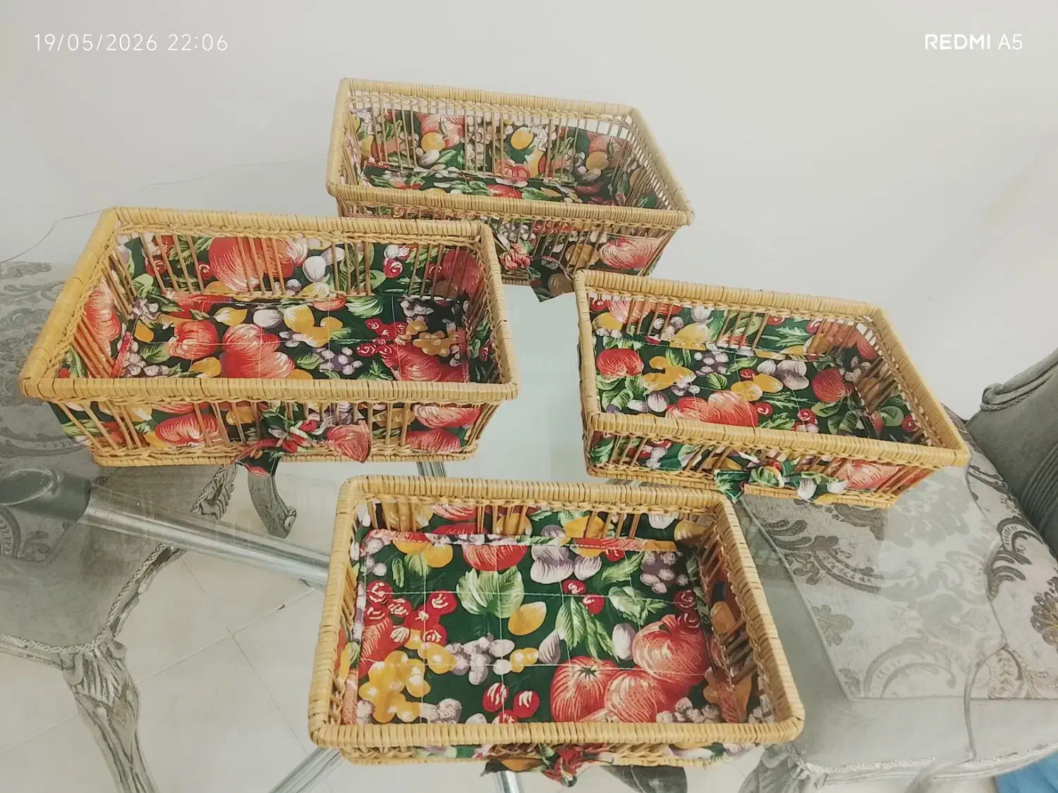 سبد|سرویس روتختی|اصفهان, باغ فردوس|دیوار