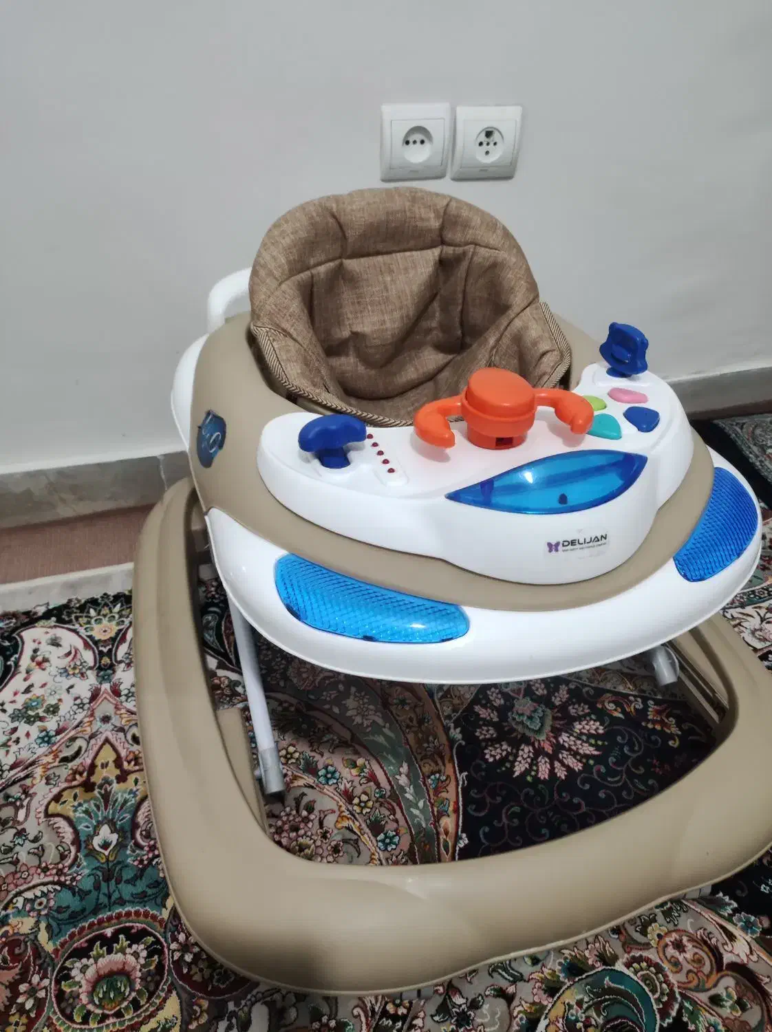 فروش کریر و روروک در حد نو|اسباب و اثاث بچه|تهران, شهرک طالقانی|دیوار