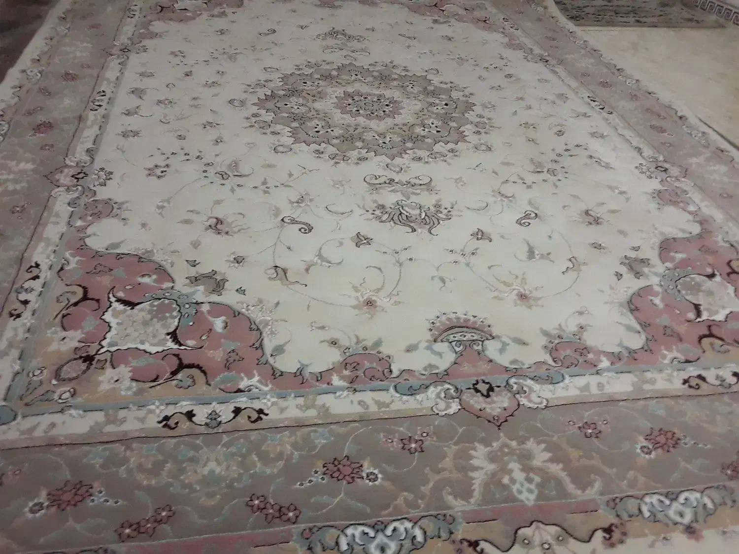 دو عدد فرش ۹ متری پاتریس هزارو دویست شانه|فرش|پاکدشت, پاکدشت (مامازند)|دیوار