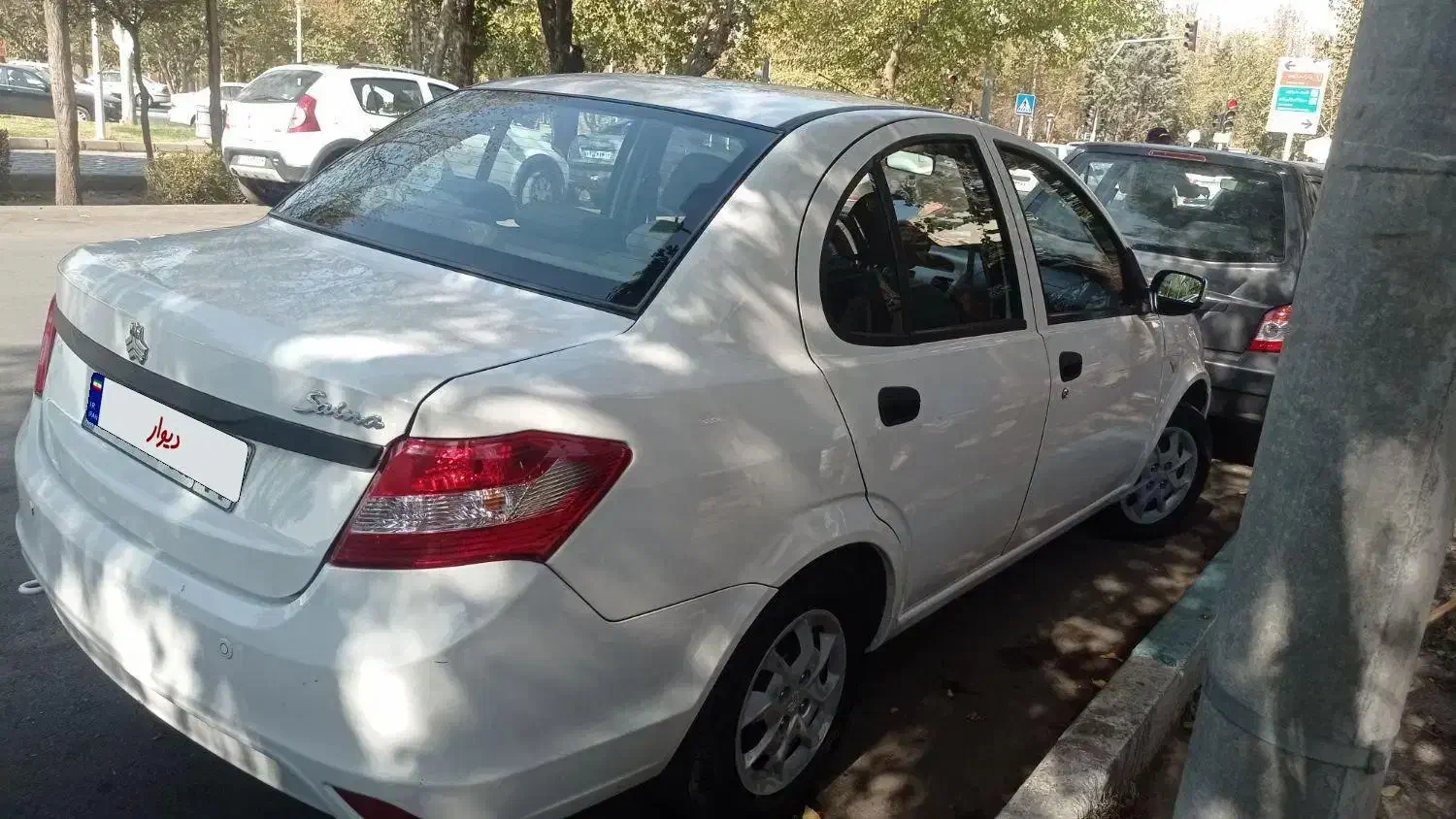 ساینا بسیار تمیز|خودرو سواری و وانت|اصفهان, باغ دریاچه|دیوار