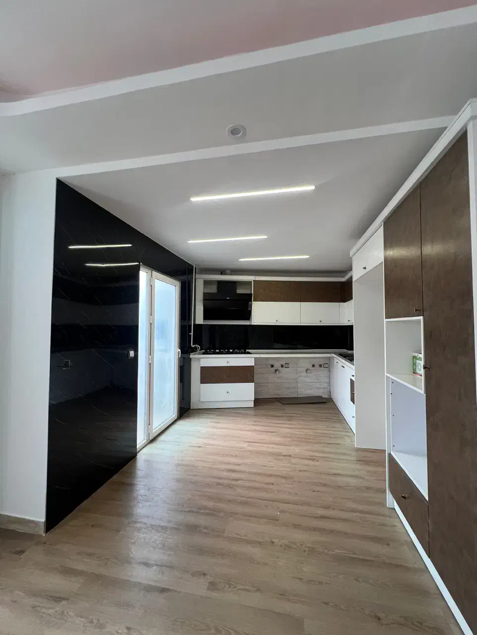 ۱۲۰ متر سه خواب تکواحدگلسار دیلمان در حد نو|فروش آپارتمان|رشت, گلسار|دیوار