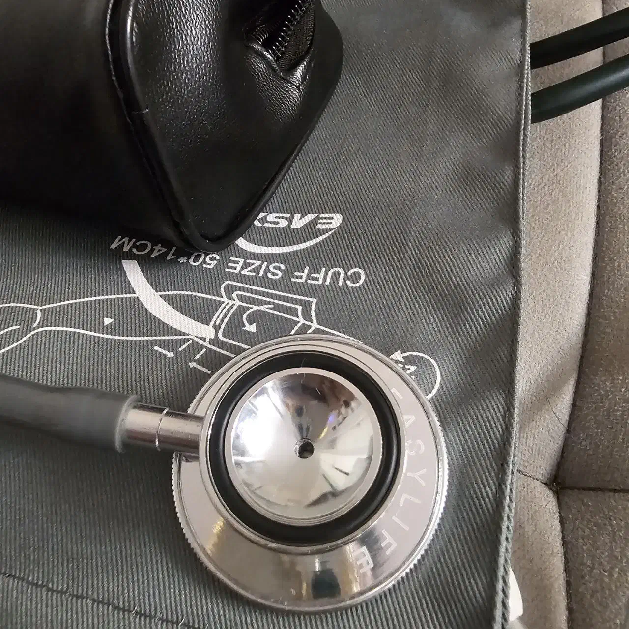 فشارسنج و گوشی پزشکی|آرایشی، بهداشتی، درمانی|کرج, شهرک بهداری|دیوار