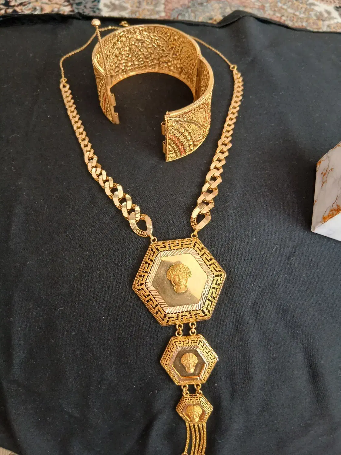 تکپوش اماراتی لوکس فقط ۴ درصد|جواهرات|شیراز, عفیف‌آباد|دیوار