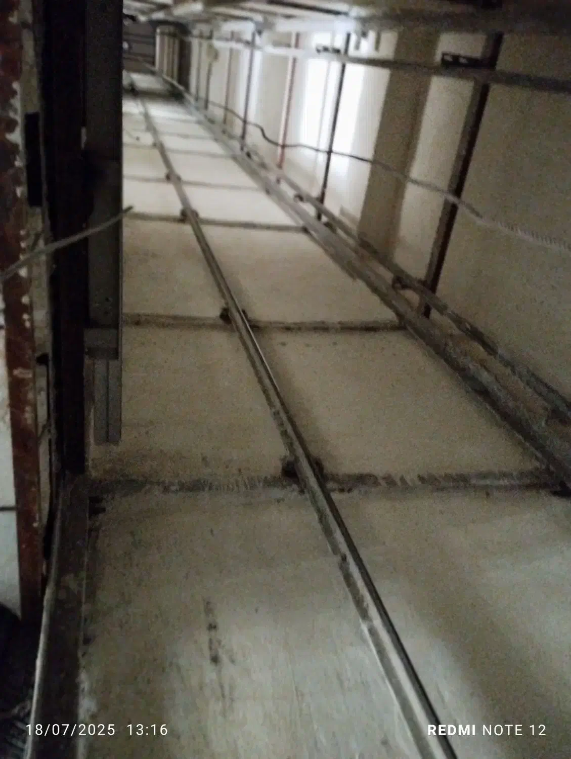 سیمان کاری وشیب بندی  بند کشی آجر نما|خدمات پیشه و مهارت|کرمانشاه, |دیوار