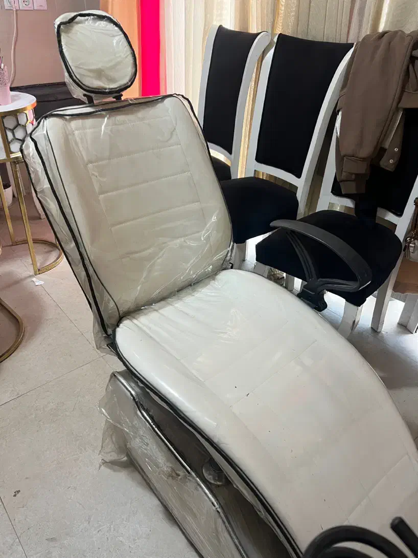 صندلی میکاپ|آرایشگاه و سالنهای زیبایی|رشت, پاستوریزه|دیوار