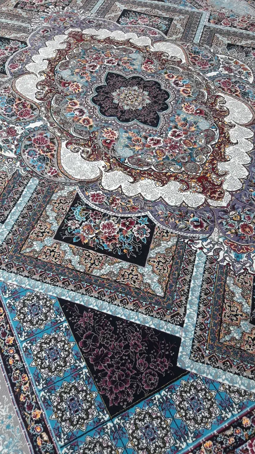 ۲ عدد ۹متری ۷۰۰شانه تراکم ۲۵۵۰|فرش|قم, نیروگاه|دیوار