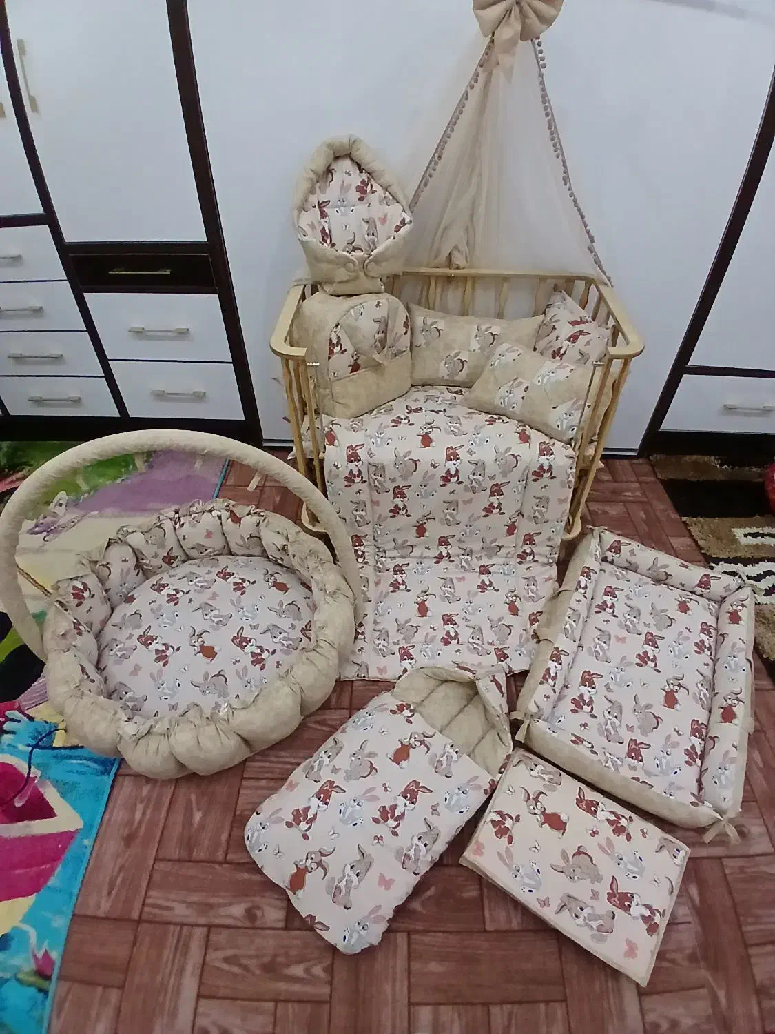 سرویس خواب نوزاد رویال|اسباب و اثاث بچه|میبد, |دیوار