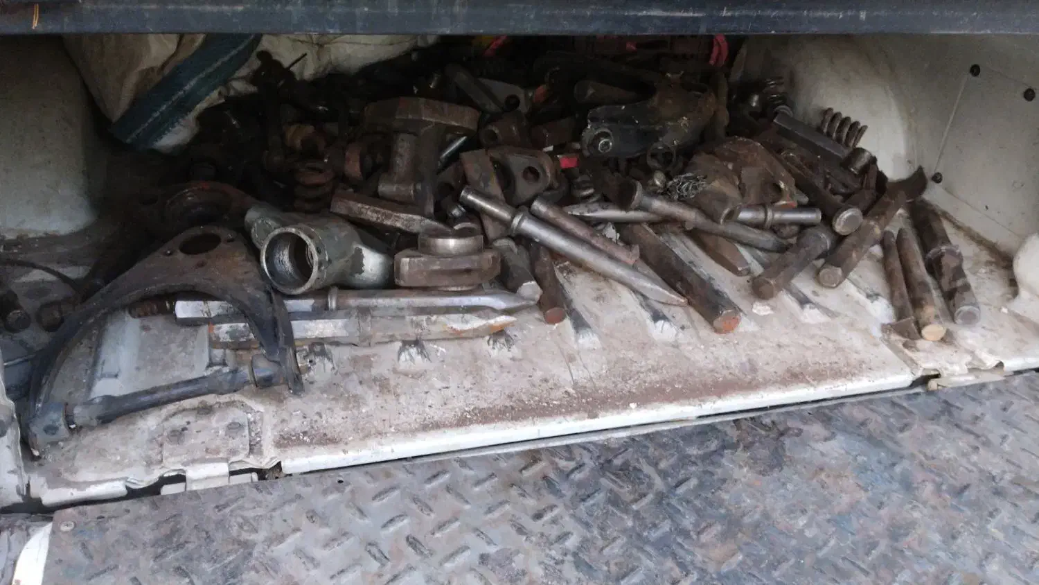 ضایعات آهن مس برنج نایلون کارتن|عمده‌فروشی|تهران, پرستار|دیوار