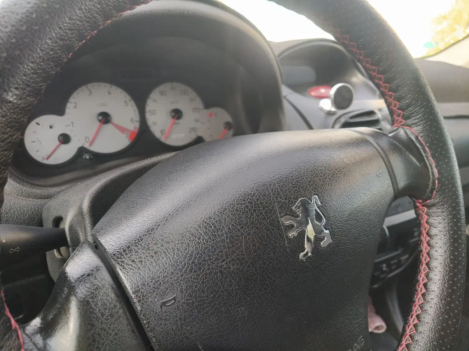 206 sd v8|خودرو سواری و وانت|تهران, زیبادشت|دیوار