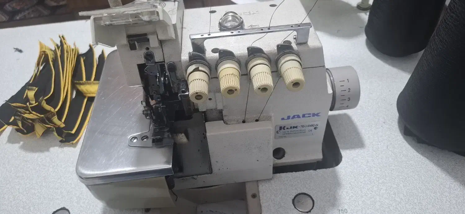 زیگزال چهار نج جک دینام بزرگ|چرخ خیاطی و ریسندگی|قرچک, پویینک|دیوار