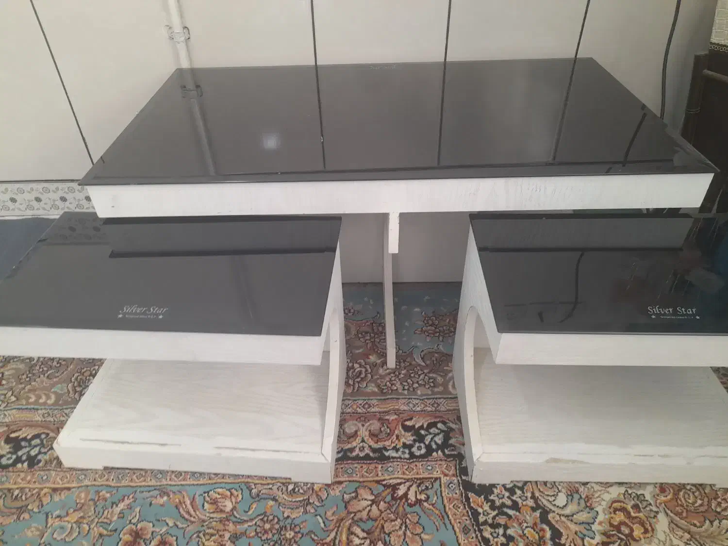 جلو مبلی چوبی با چهار میز کوچک الشتر|مبلمان خانگی و میز عسلی|الشتر, |دیوار