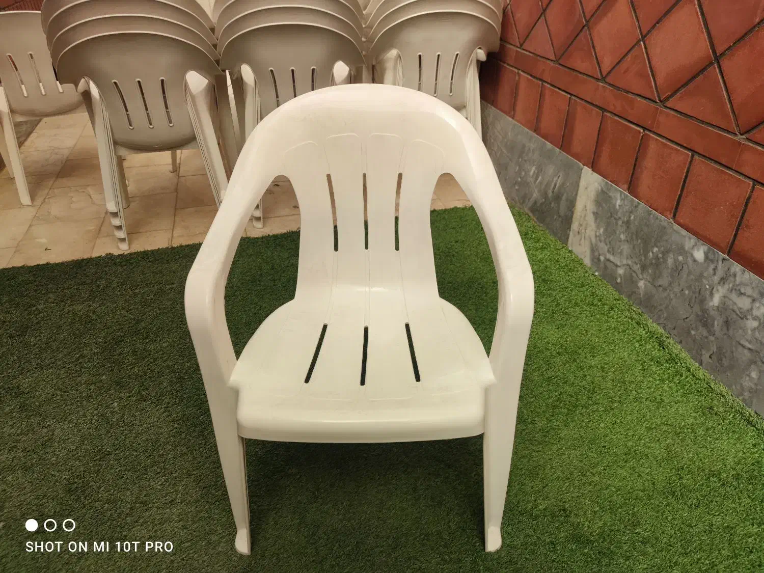 صندلی تمیز درجه یک تعداد 40|میز و صندلی غذاخوری|گرمسار, |دیوار