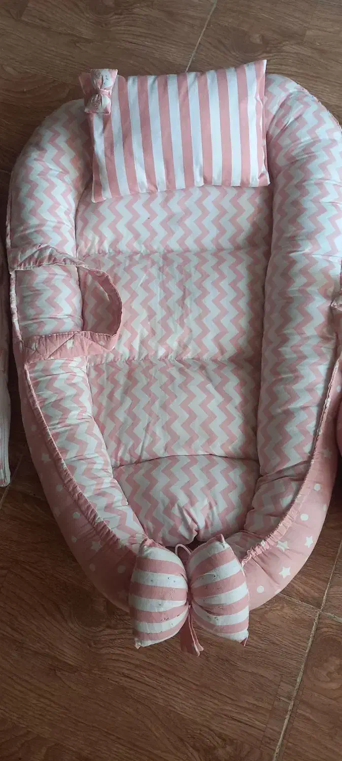 تشک|رختخواب، بالش، پتو|اصفهان, مصلی|دیوار