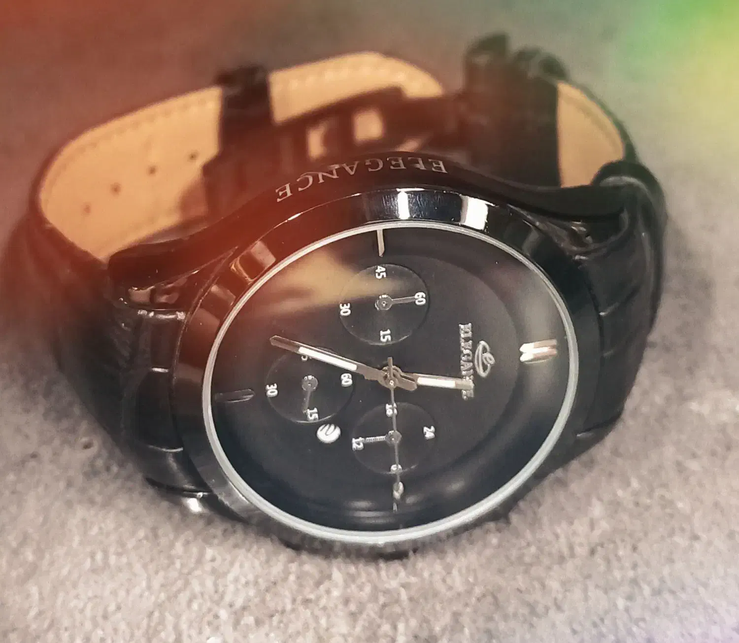 ساعت الگانس|ساعت|خوی, |دیوار