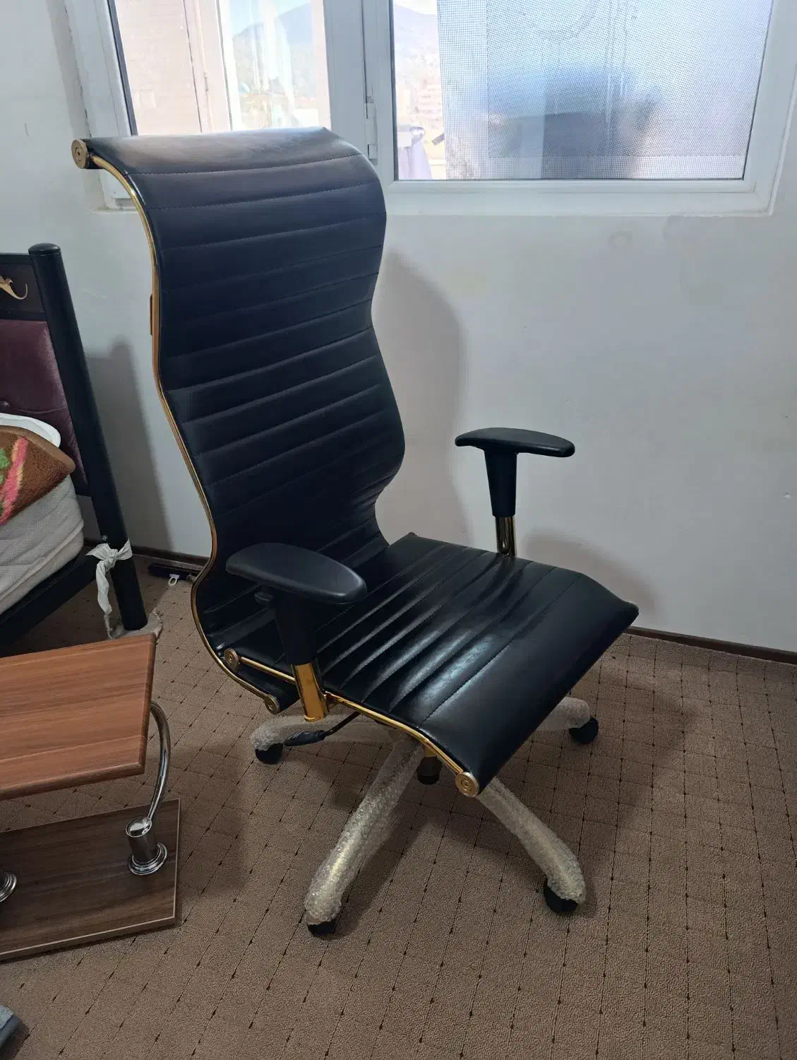 صندلی چرخدار  مدیریتی آور گونو میک. 8400|مبلمان اداری|یاسوج, |دیوار