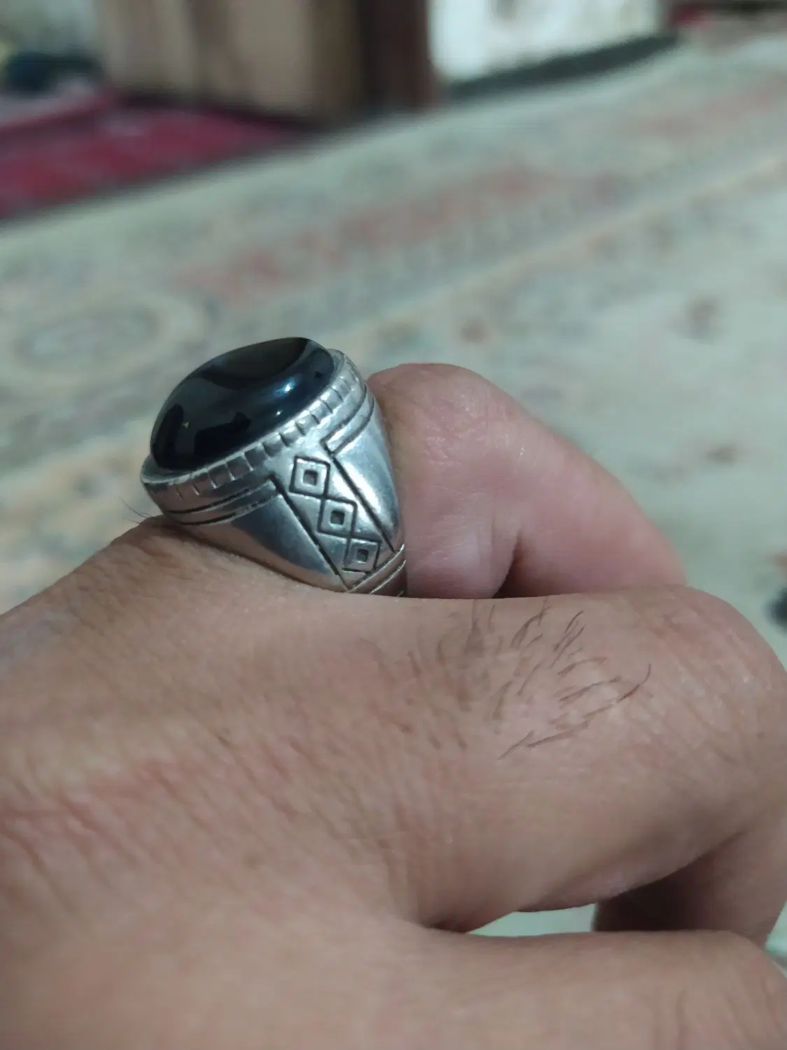 انگشت|کلکسیون اشیاء عتیقه|کرباسک, |دیوار