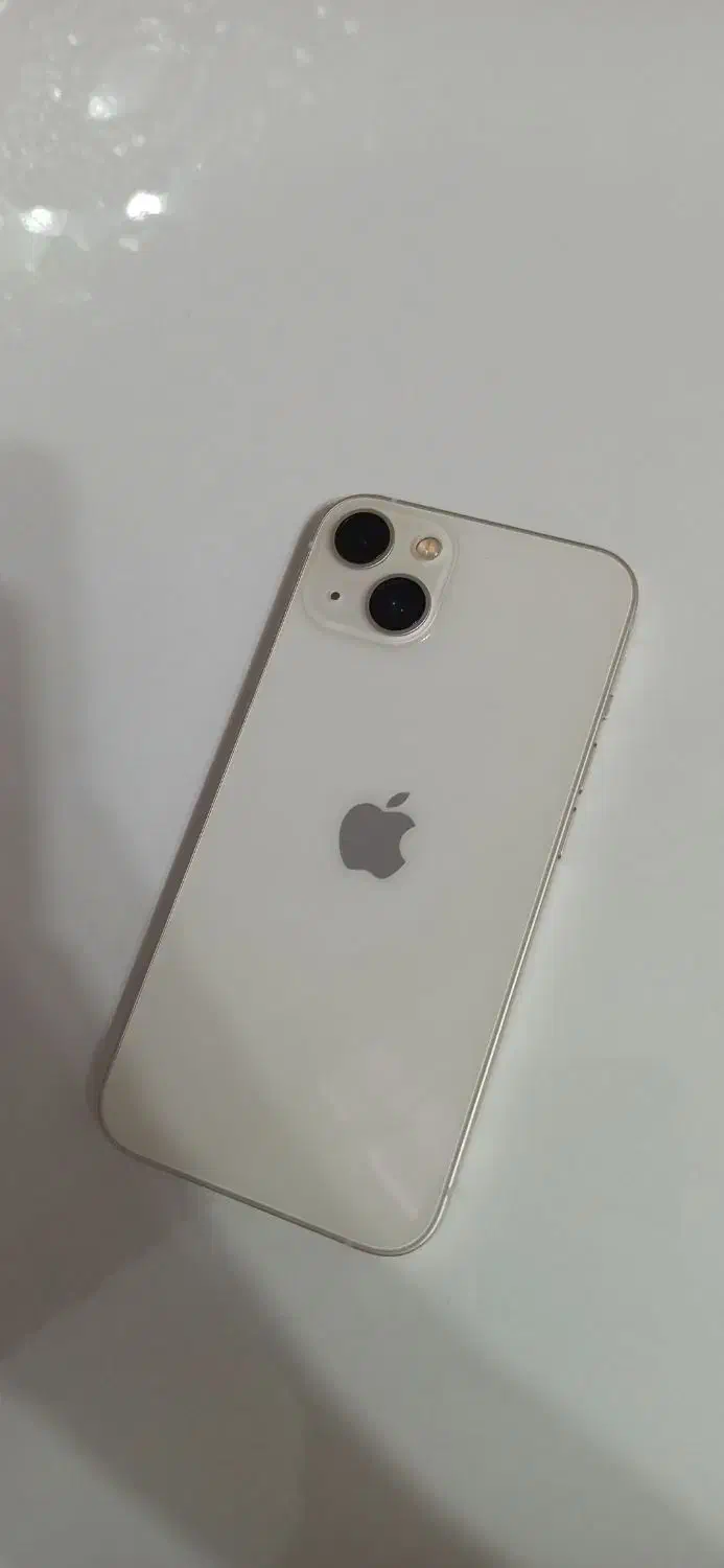 آیفون 13 سفید پک اصلی نو تمیز بدون هیچ خط و خش|موبایل|نجفآباد, فاز ۲ شهرک آزادگان|دیوار