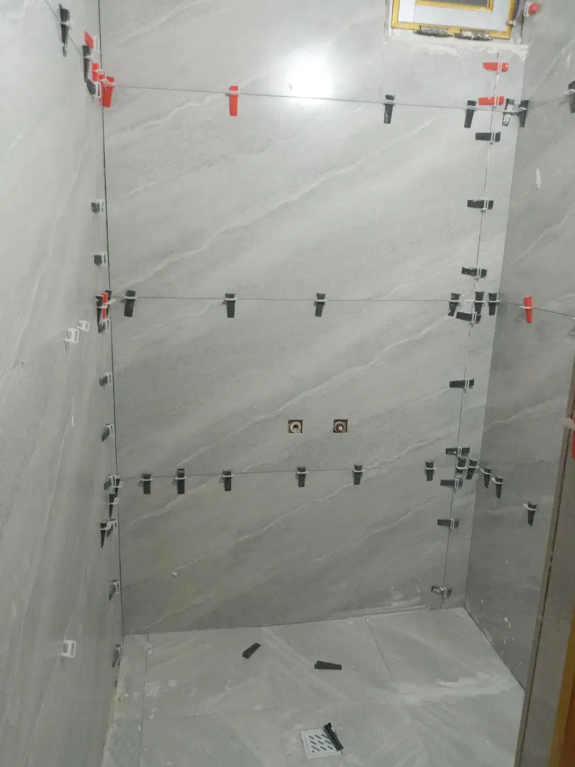 کاشی کاری وسرامیک، استخر، انواع سنگ|خدمات پیشه و مهارت|بروجرد, |دیوار